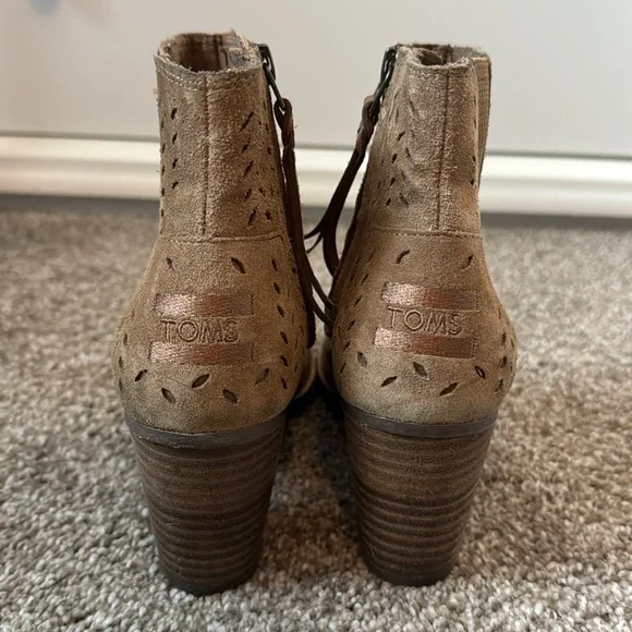 TOMS Majorca Peep Toe Suede Tan Perforated Ankle Boots Women's 5.5 - Picture 4 of 7